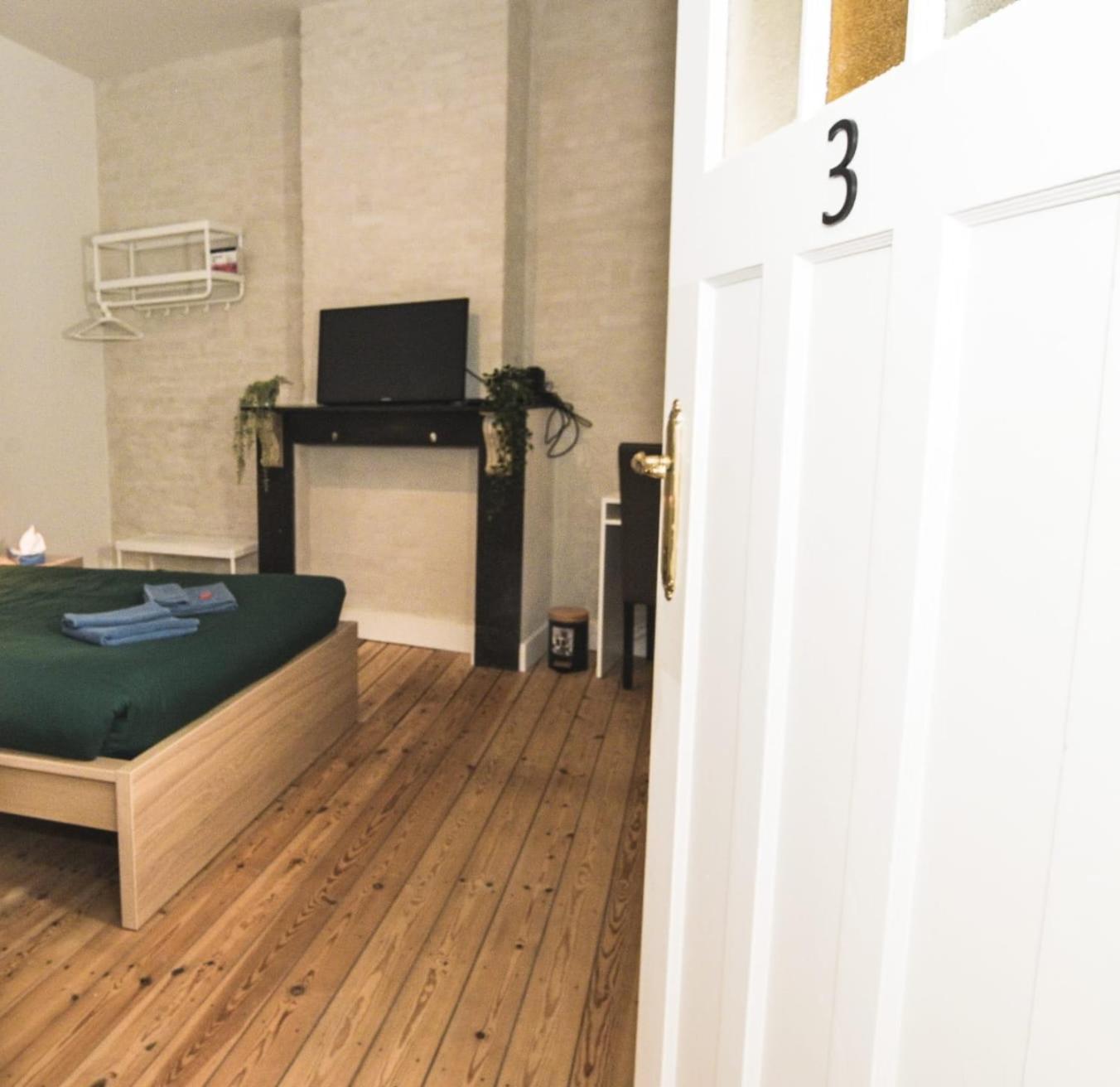 Cozy And Confortable Room Near Brussels Central Station Eksteriør bilde